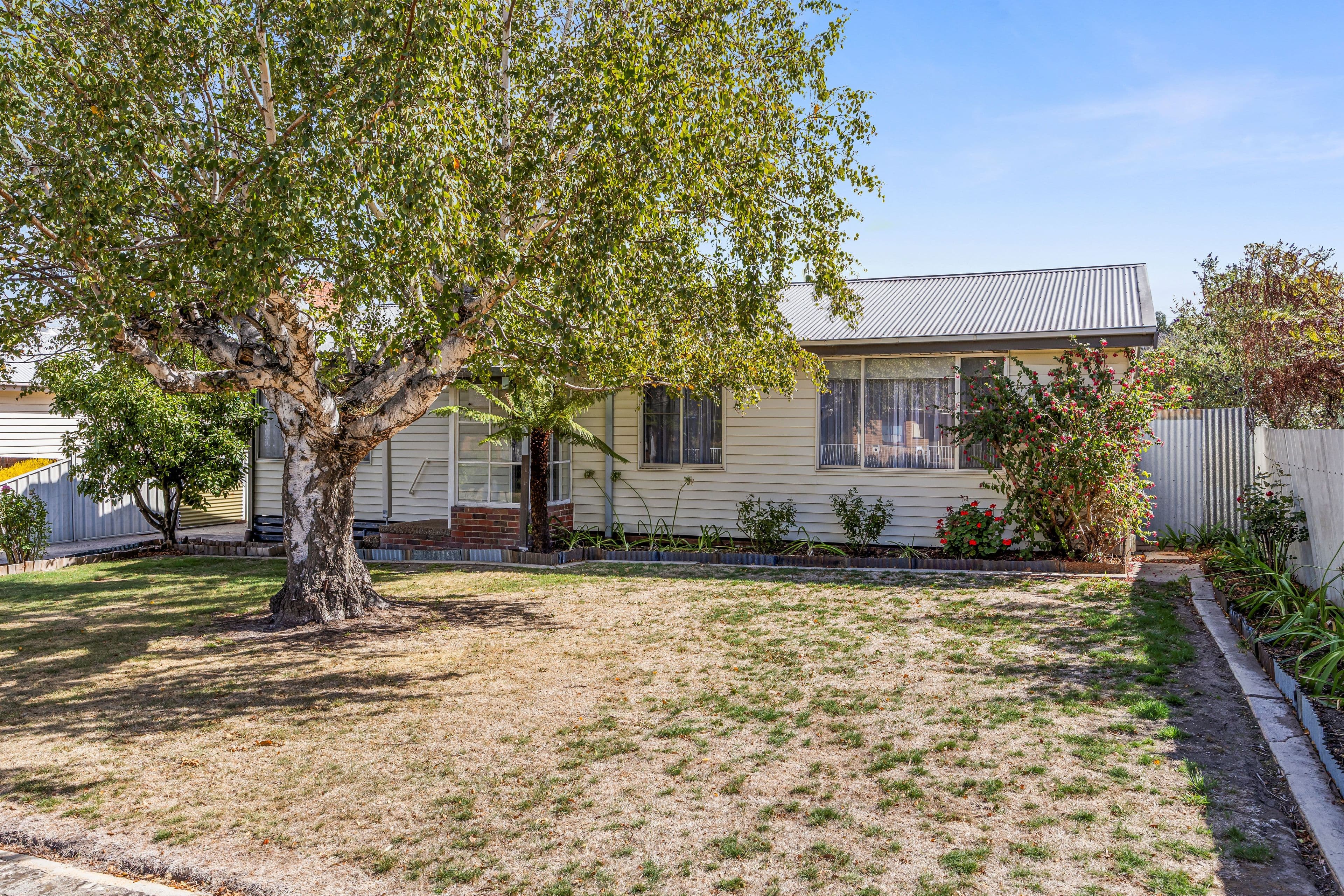 25 Stanley Street, Ballarat North VIC 3350, Ballarat North - Thumbnail 2