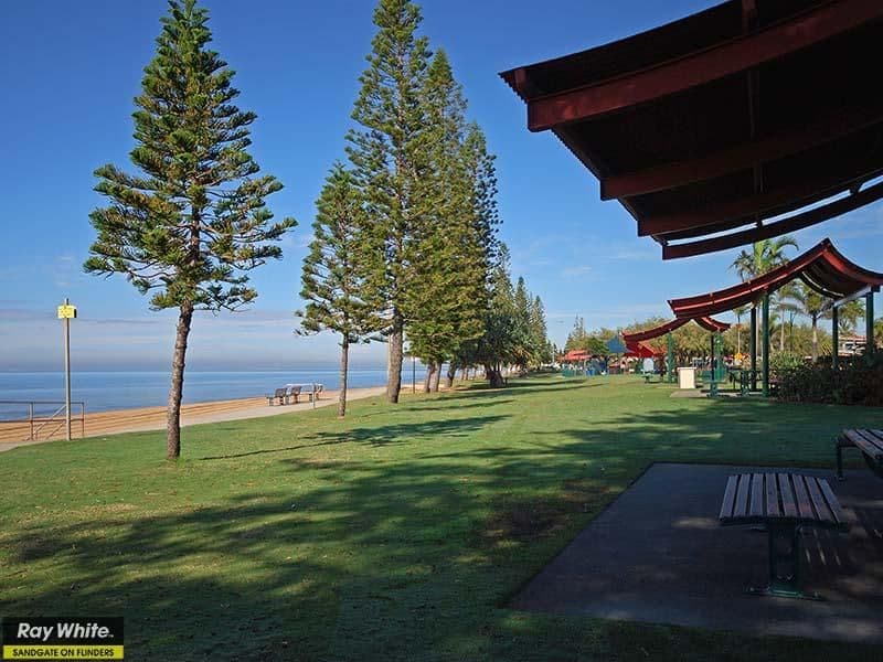 33 Marine Parade, REDCLIFFE QLD 4020, Redcliffe - Thumbnail 4