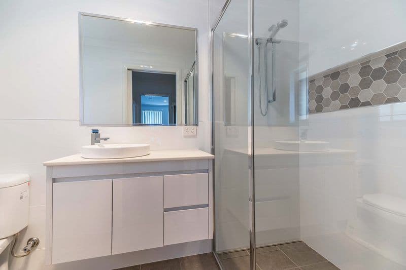 18 Bert Whiteley Place, Orange - Thumbnail 4