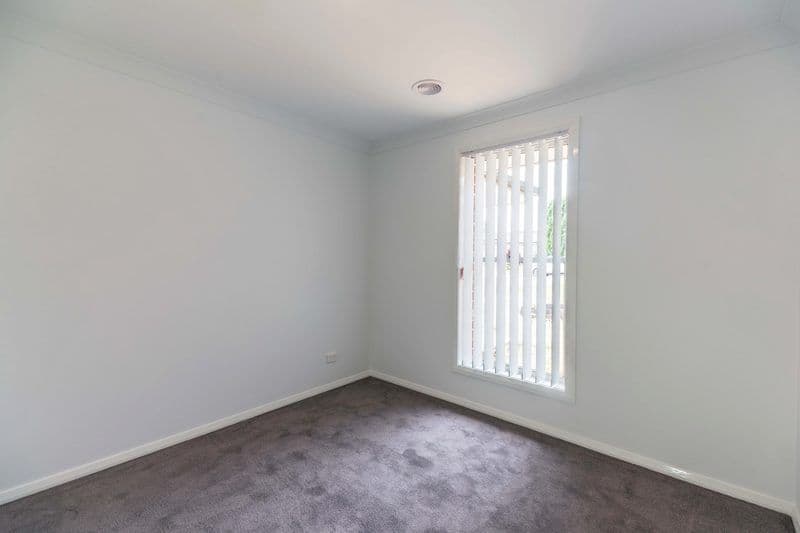 18 Bert Whiteley Place, Orange - Thumbnail 6