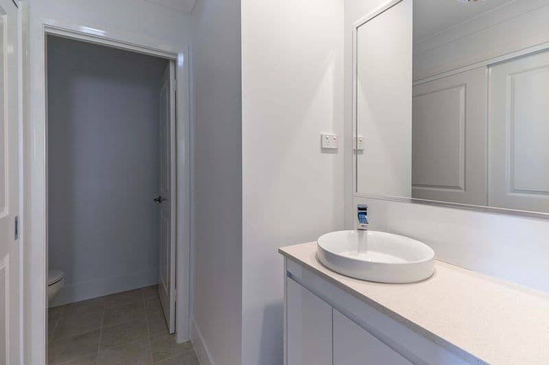 18 Bert Whiteley Place, Orange - Thumbnail 7