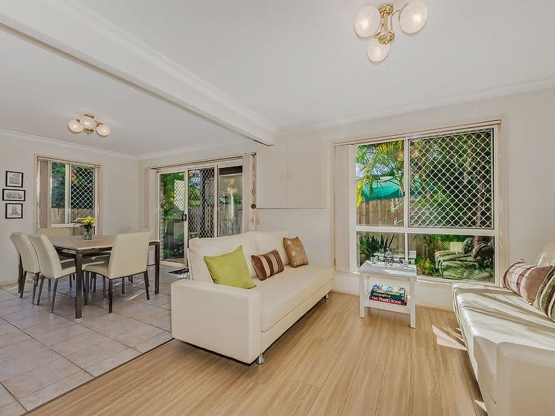17 Deodar Drive, BURLEIGH HEADS QLD 4220, Burleigh Heads - Thumbnail 3