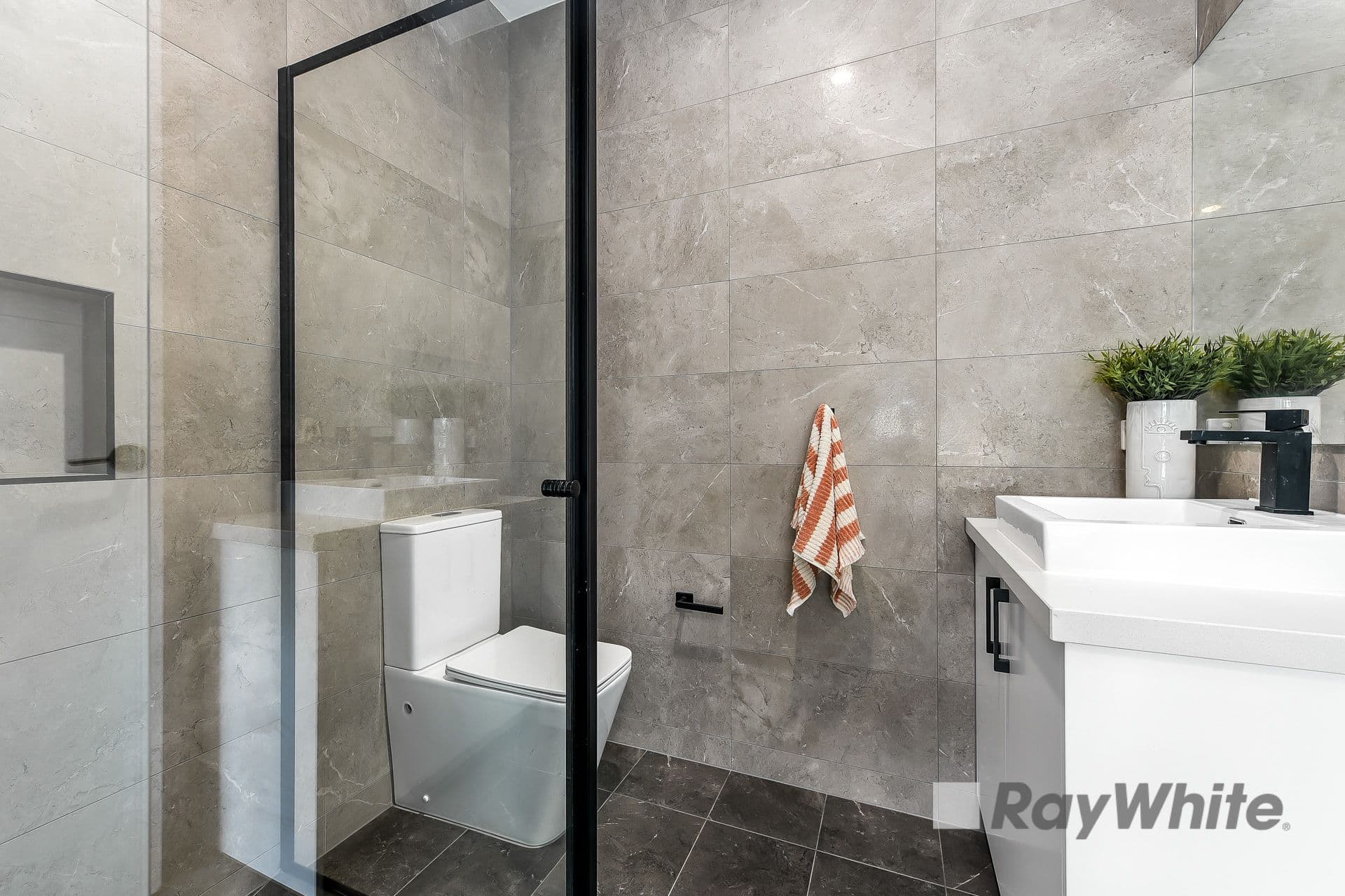 2A Ti-Tree Drive, Doveton VIC 3177, Doveton - Thumbnail 7