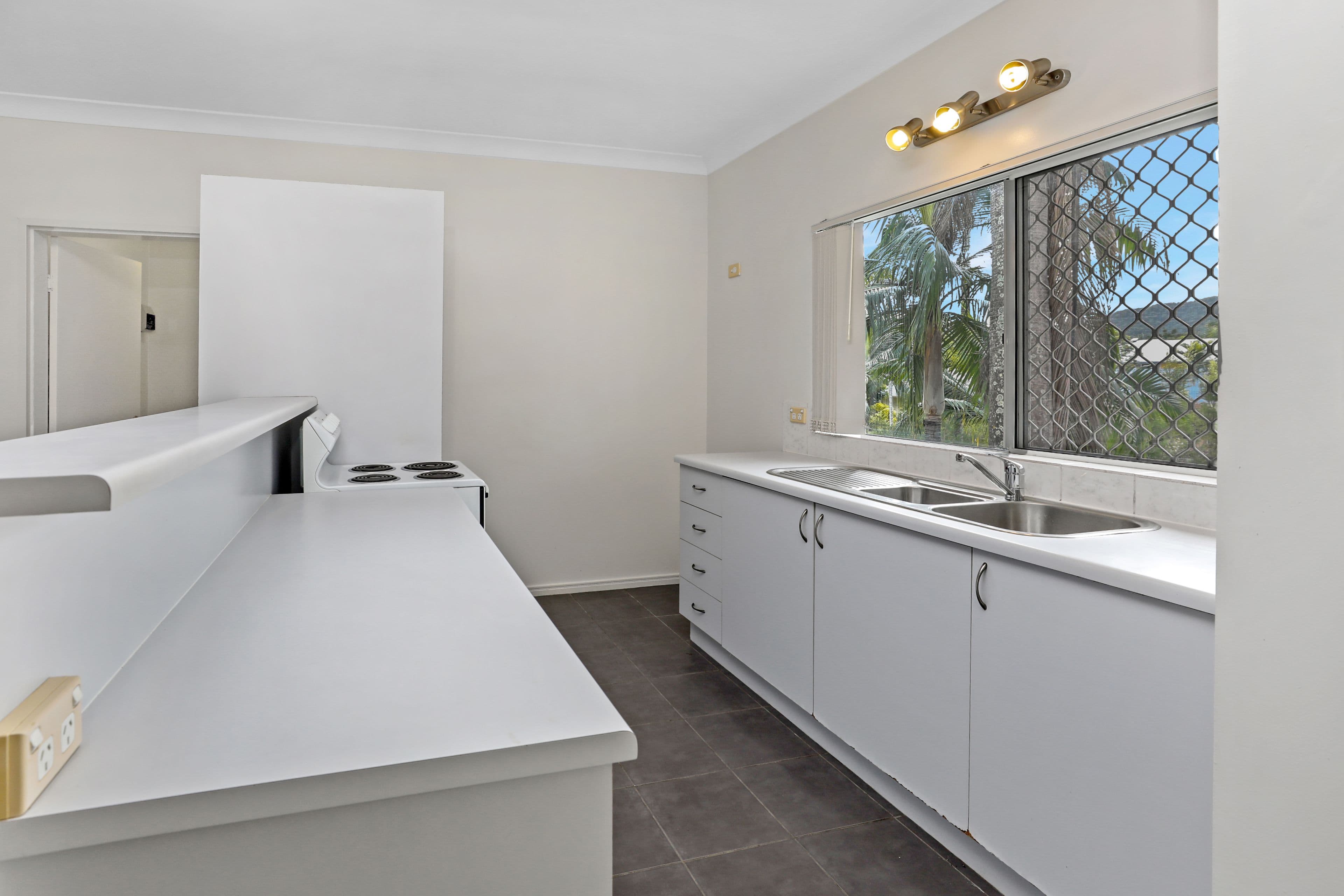 1 Quetta Close, Manoora QLD 4870, Manoora - Thumbnail 4