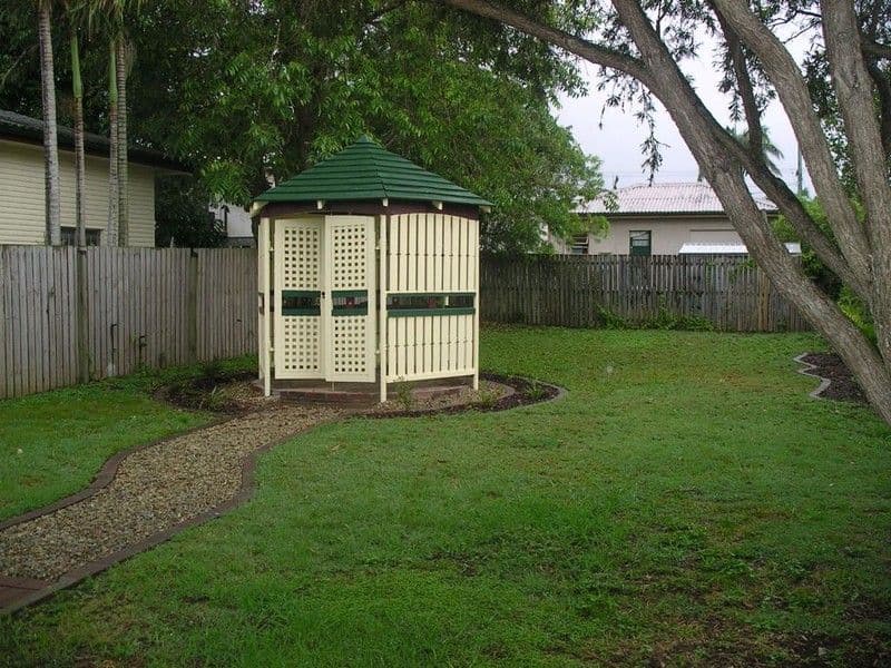 54 McLennan Street, WOODY POINT QLD 4019, Woody Point - Thumbnail 4