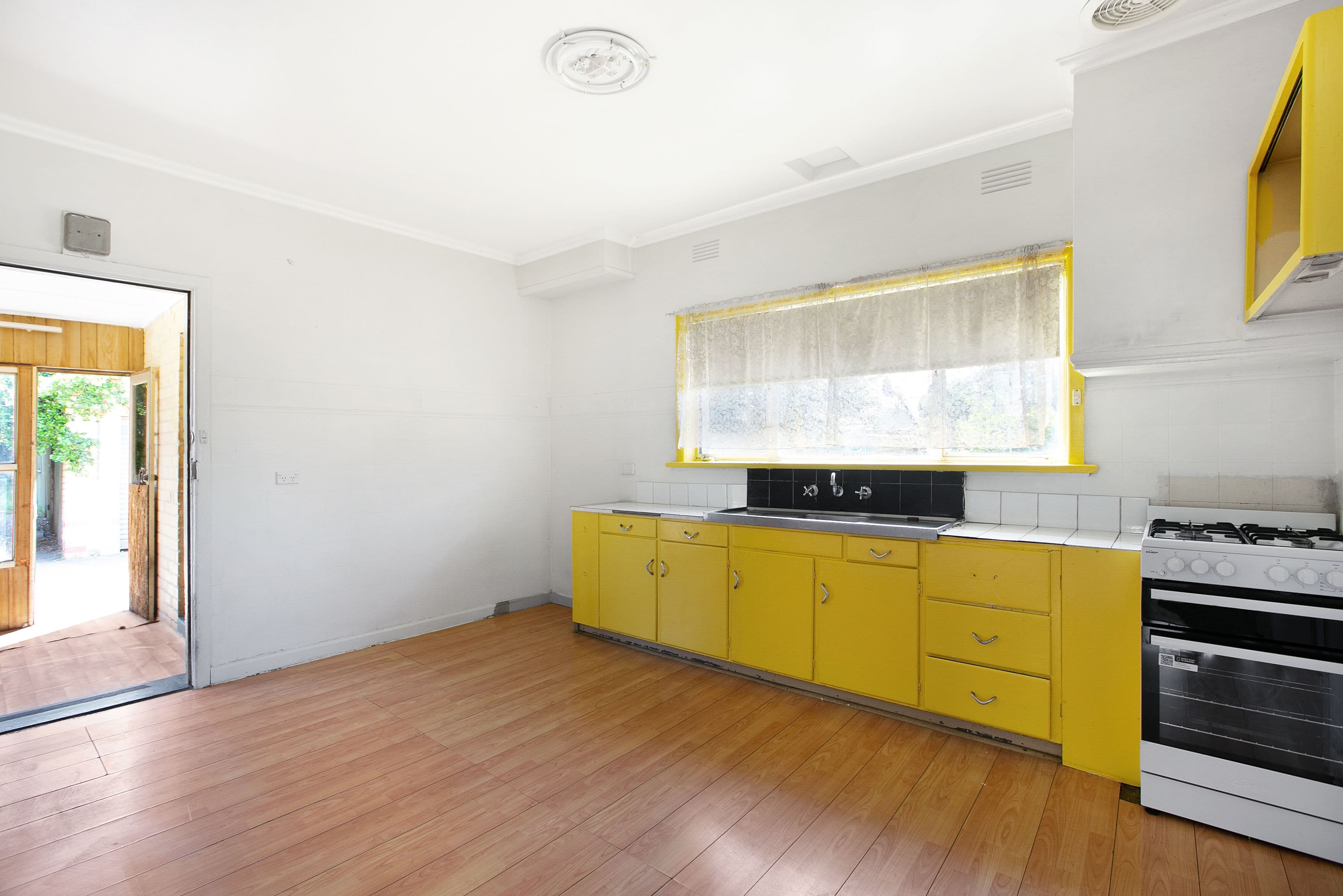 46 Wallace Street, Preston VIC 3072, Preston - Thumbnail 4