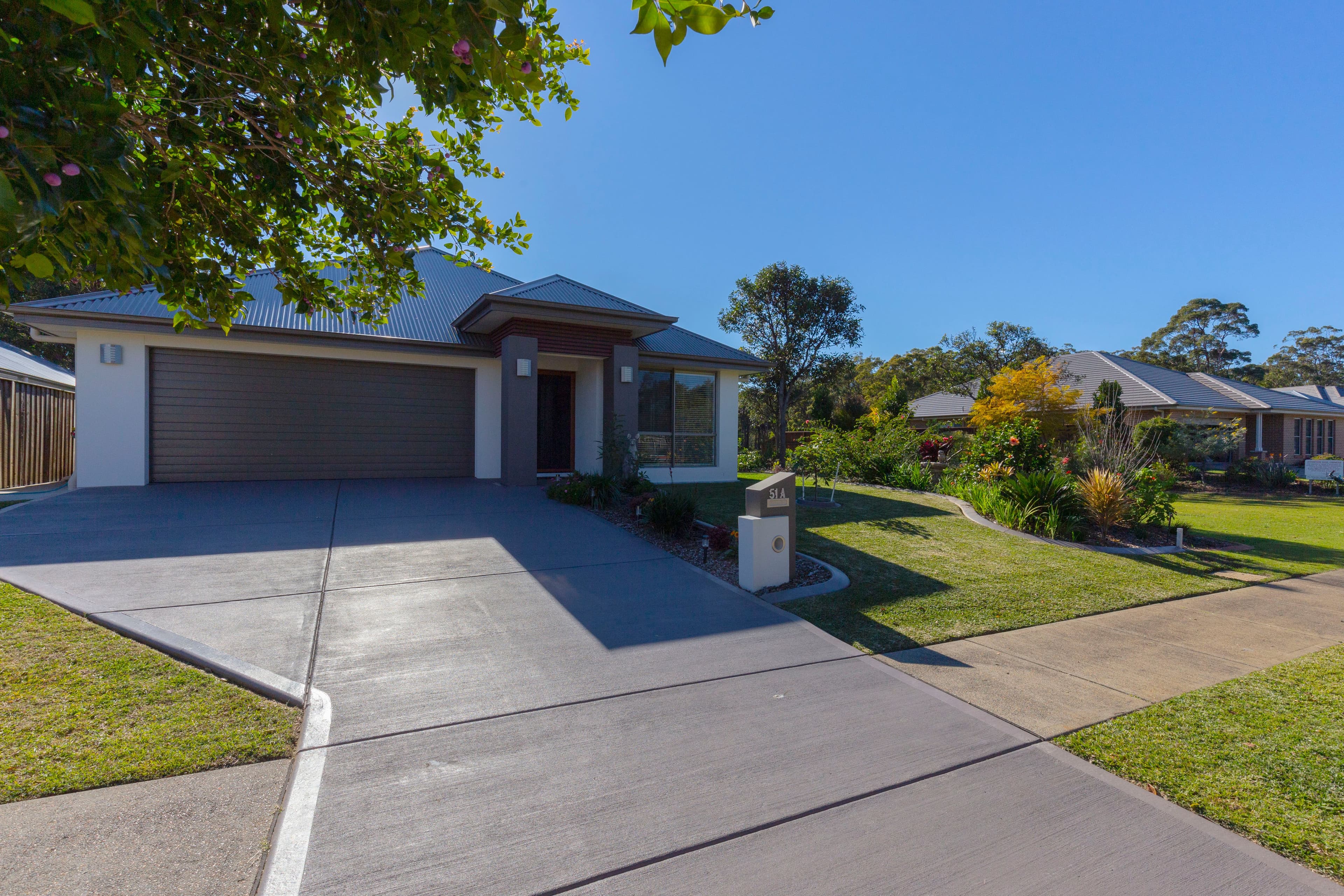51 Leeward Circuit, Tea Gardens - Image 1