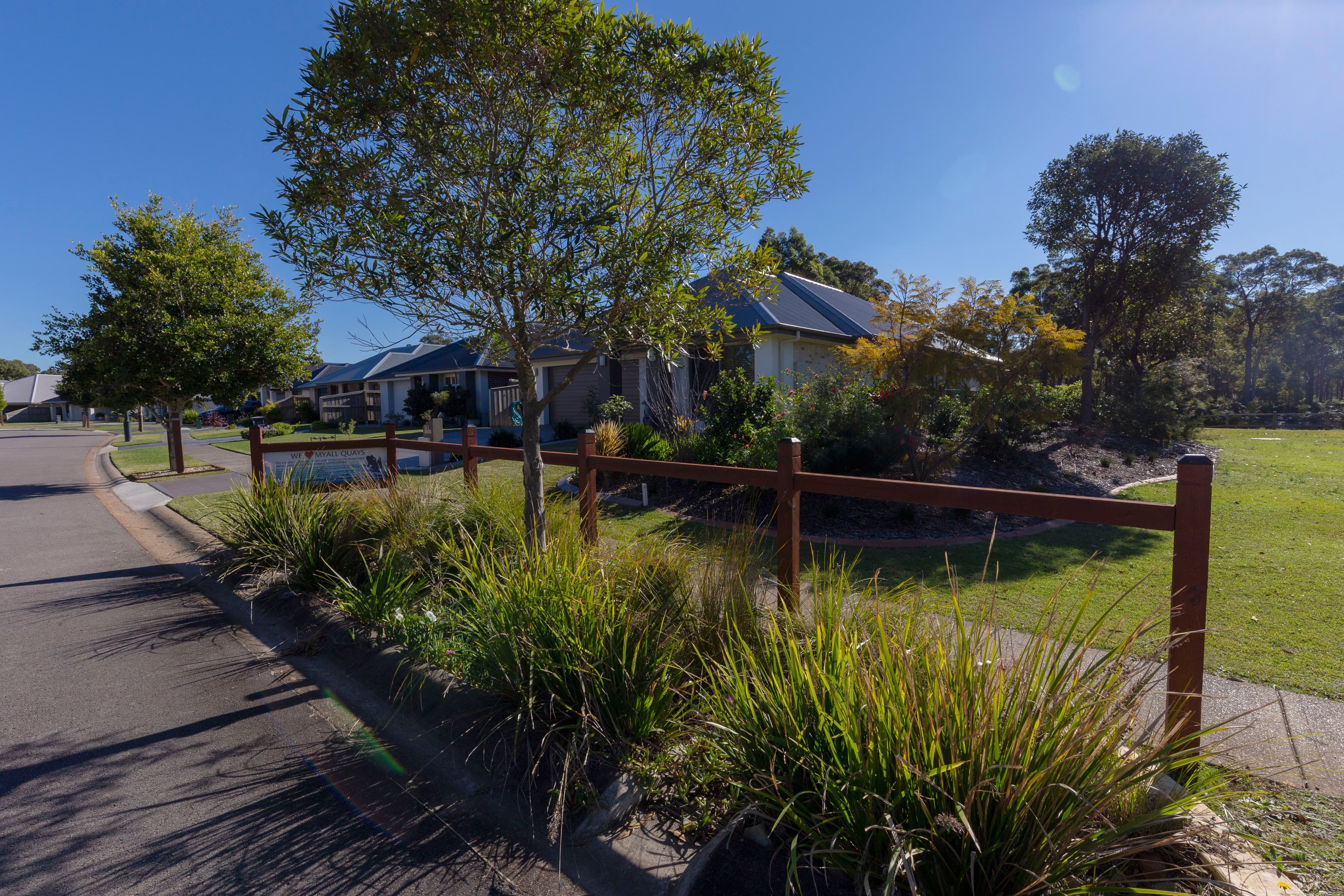 51 Leeward Circuit, Tea Gardens - Thumbnail 2