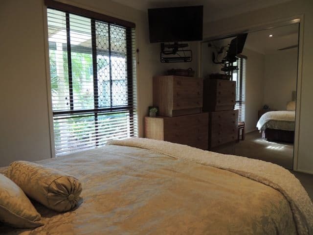 13 Angaston Avenue, CARRARA QLD 4211, Carrara - Thumbnail 6