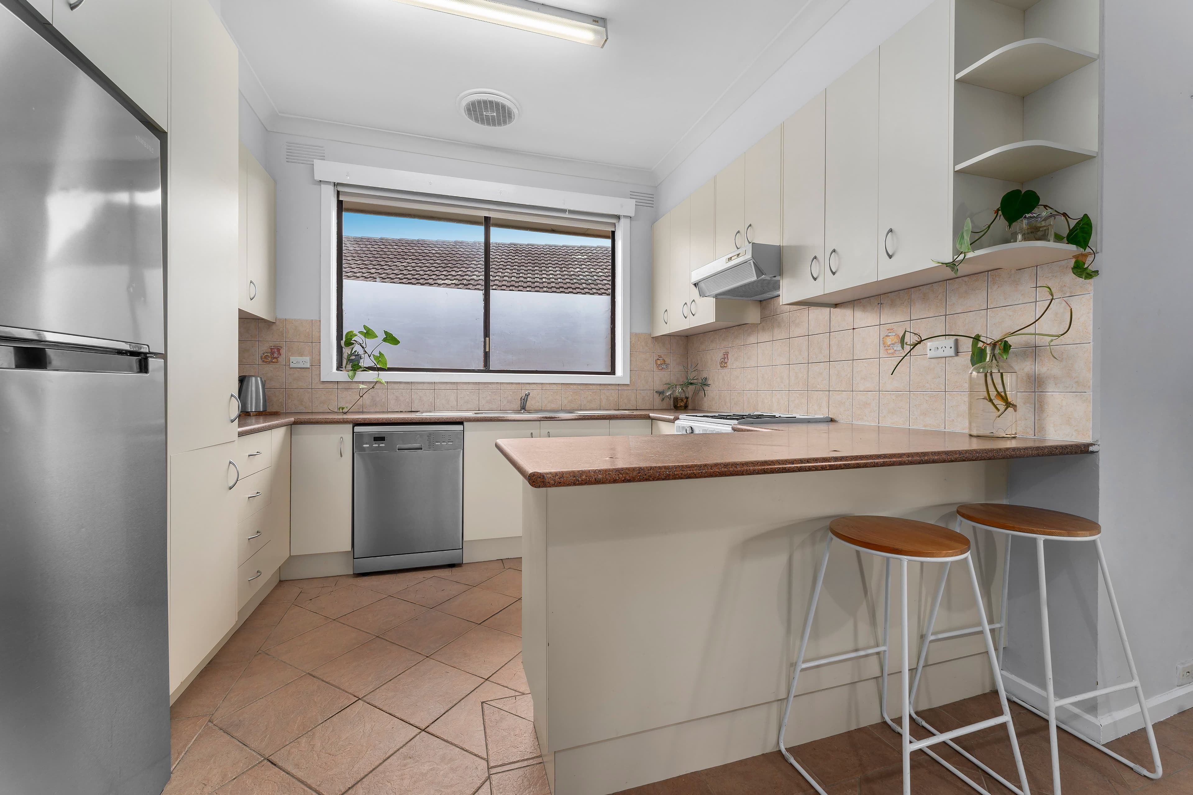 72 Kallay Street, Clayton South VIC 3169, Clayton South - Thumbnail 5