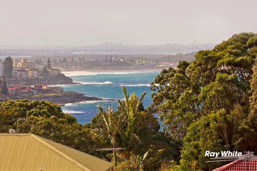 7 Scarborough Street, Bundeena - Thumbnail 2
