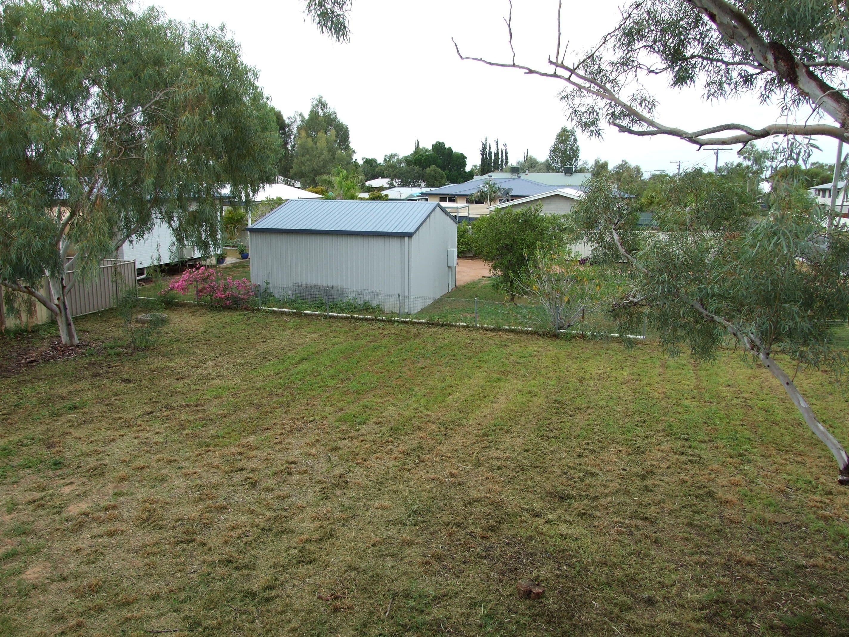 2 Robin Road, Longreach QLD 4730, Longreach - Thumbnail 2