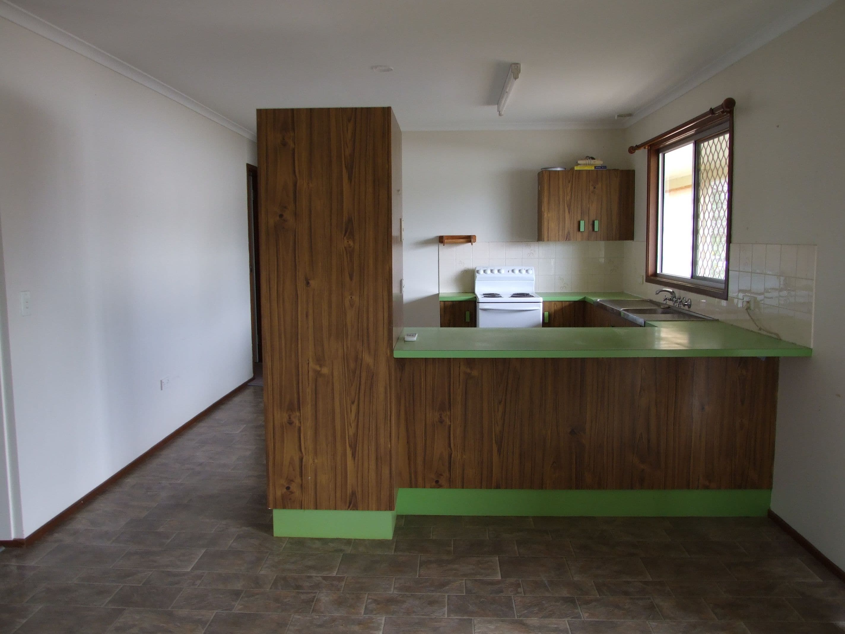 2 Robin Road, Longreach QLD 4730, Longreach - Thumbnail 4