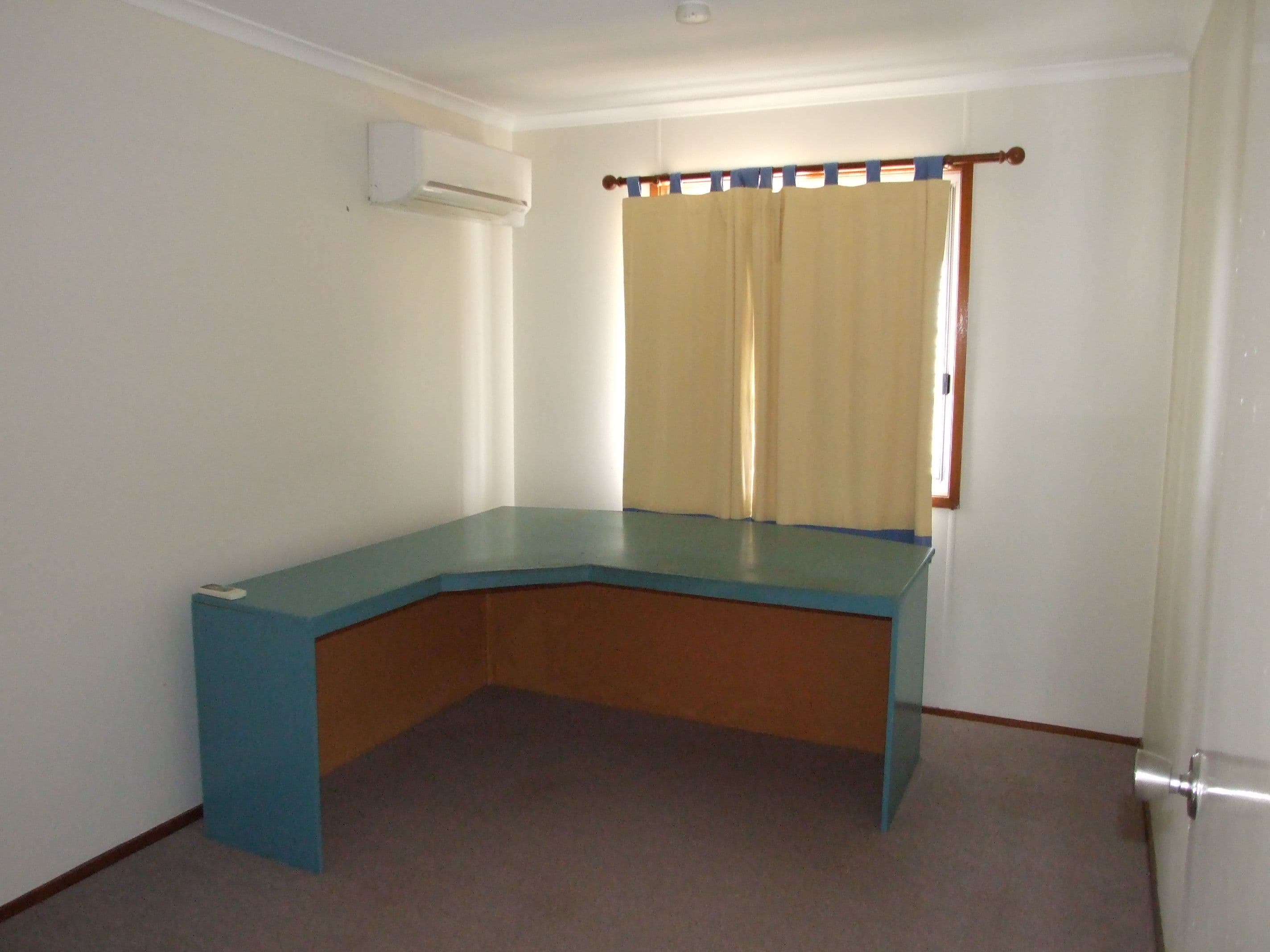 2 Robin Road, Longreach QLD 4730, Longreach - Thumbnail 7