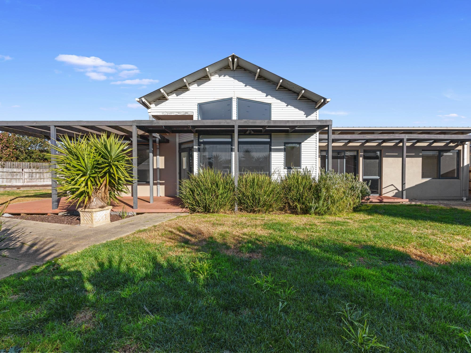 3 Elaine Court, Leongatha VIC 3953, Leongatha - Image 1