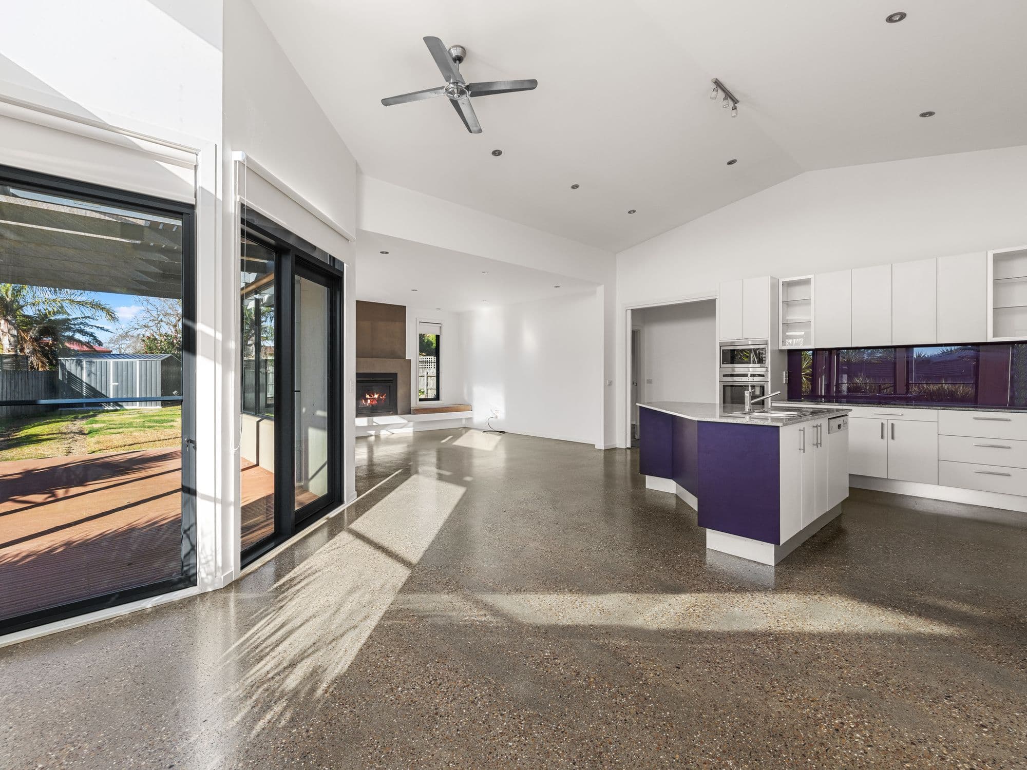 3 Elaine Court, Leongatha VIC 3953, Leongatha - Thumbnail 2
