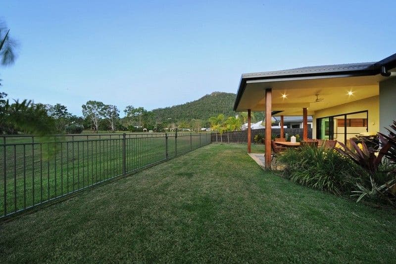 69 Abell Road, CANNONVALE QLD 4802, Cannonvale - Thumbnail 4