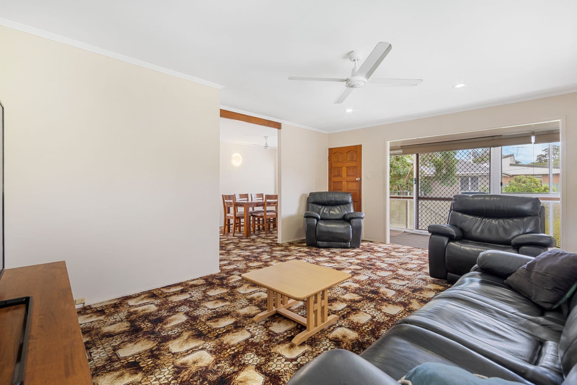4 Lamorna Street, Rochedale South QLD 4123, Rochedale South - Thumbnail 3