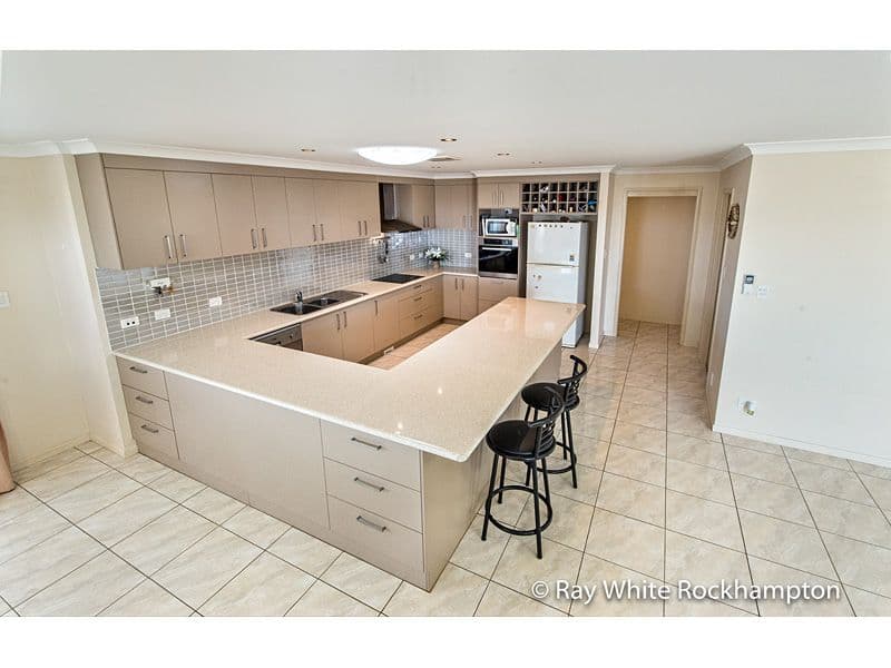 28 Broadhurst Drive, Gracemere QLD 4702, Gracemere - Thumbnail 3