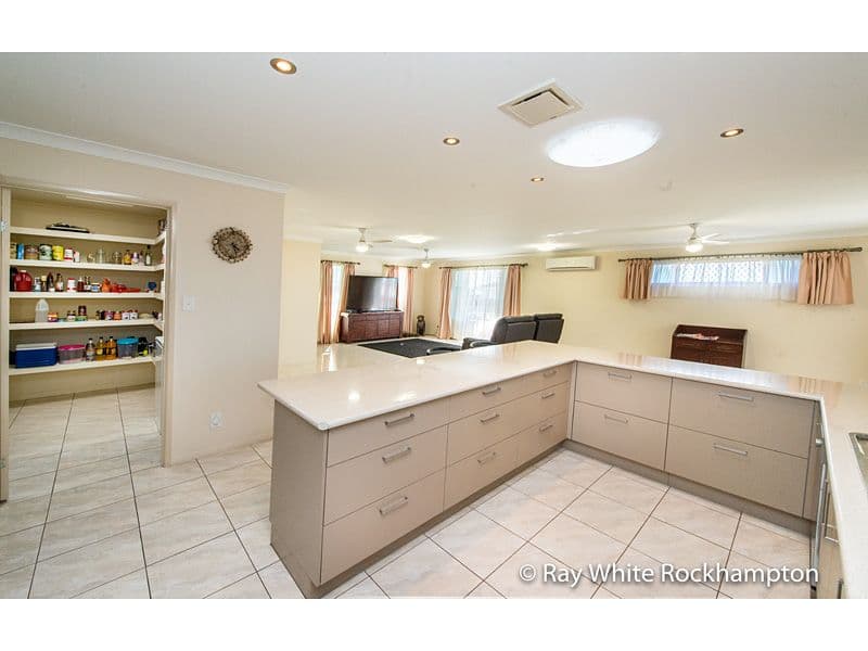 28 Broadhurst Drive, Gracemere QLD 4702, Gracemere - Thumbnail 4
