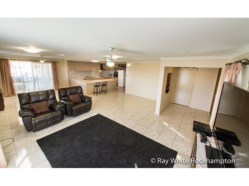 28 Broadhurst Drive, Gracemere QLD 4702, Gracemere - Thumbnail 5