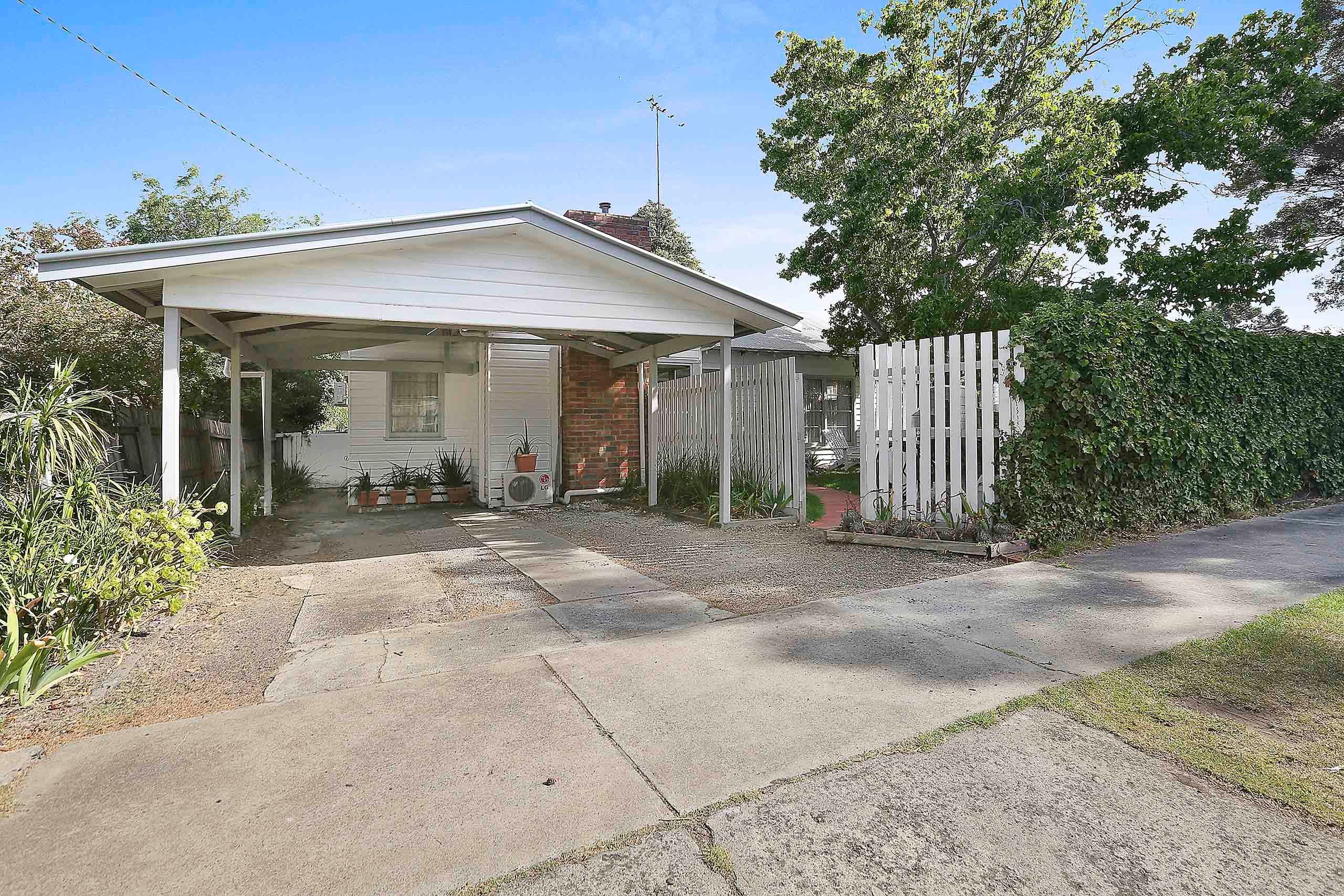 11 Tasman Avenue, Belmont VIC 3216, Belmont - Image 1