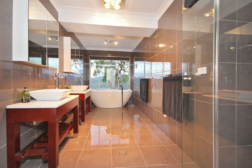 140 Strawberry Road, MUDGEERABA QLD 4213, Mudgeeraba - Thumbnail 7