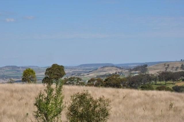 28 Charker Street, TOOWOOMBA QLD 4350, Toowoomba - Thumbnail 2