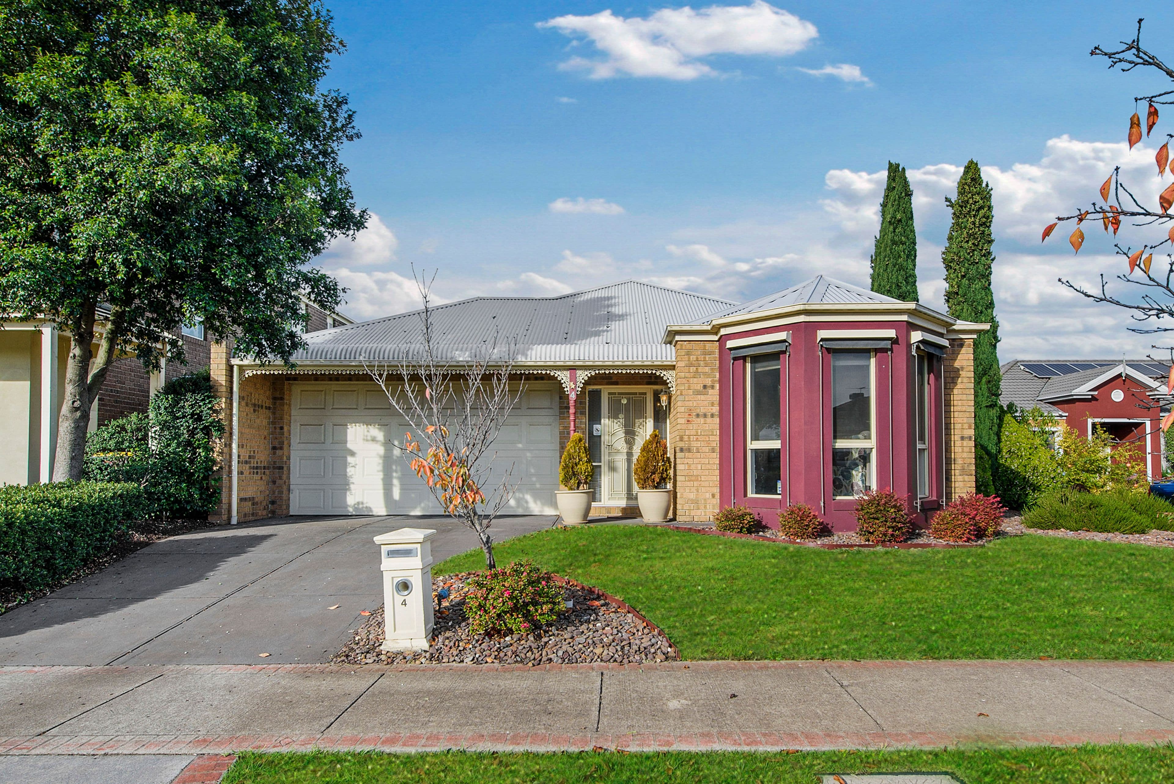 4 Finstall Close, Caroline Springs VIC 3023, Caroline Springs - Image 1
