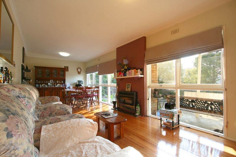 4 Greville Street, OAKLEIGH VIC 3166, Oakleigh - Thumbnail 2