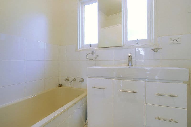 4 Greville Street, OAKLEIGH VIC 3166, Oakleigh - Thumbnail 5