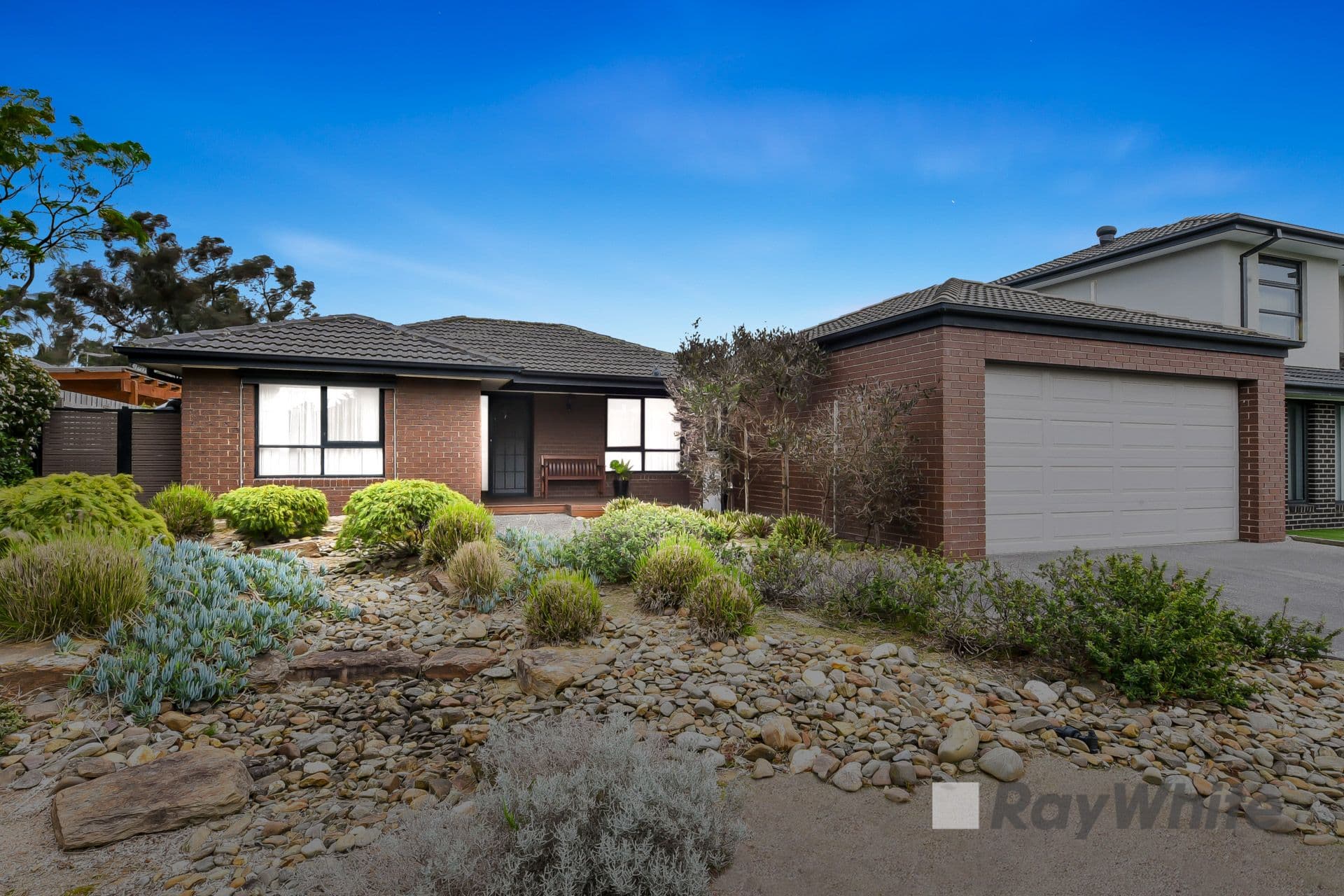 11 Baileyana Drive, Endeavour Hills VIC 3802, Endeavour Hills - Image 1