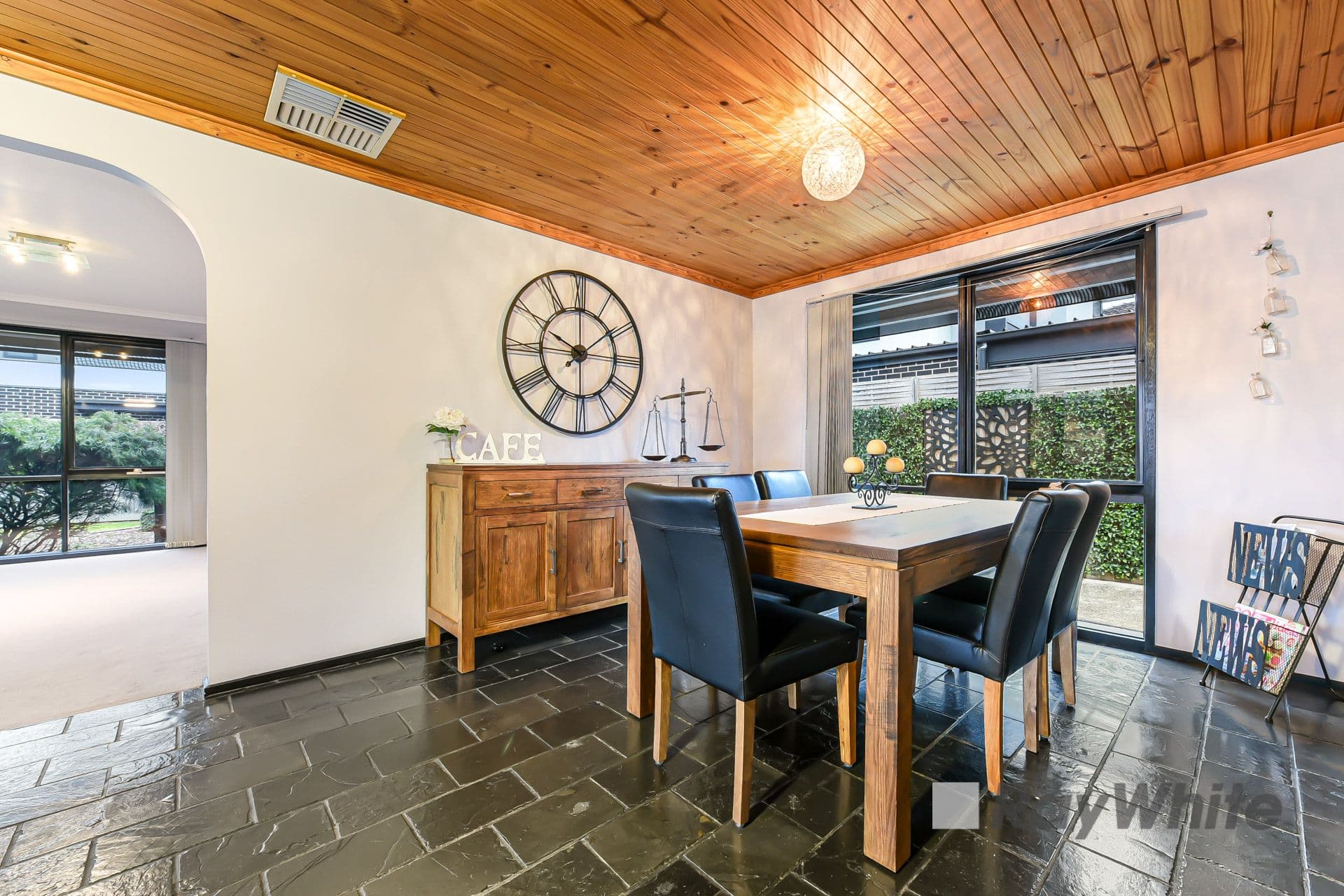 11 Baileyana Drive, Endeavour Hills VIC 3802, Endeavour Hills - Thumbnail 5