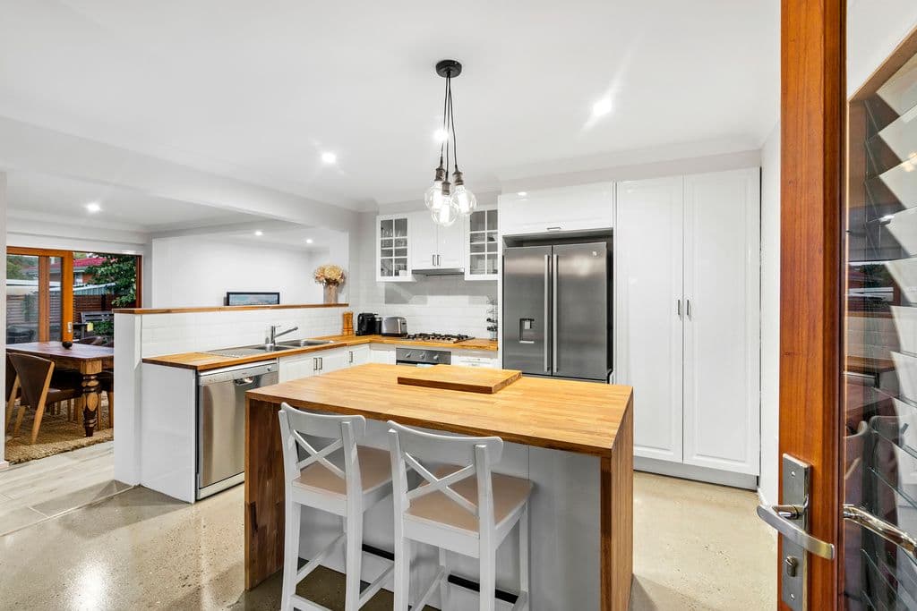 6 Kallara Street, Tugun QLD 4224, Tugun - Thumbnail 7