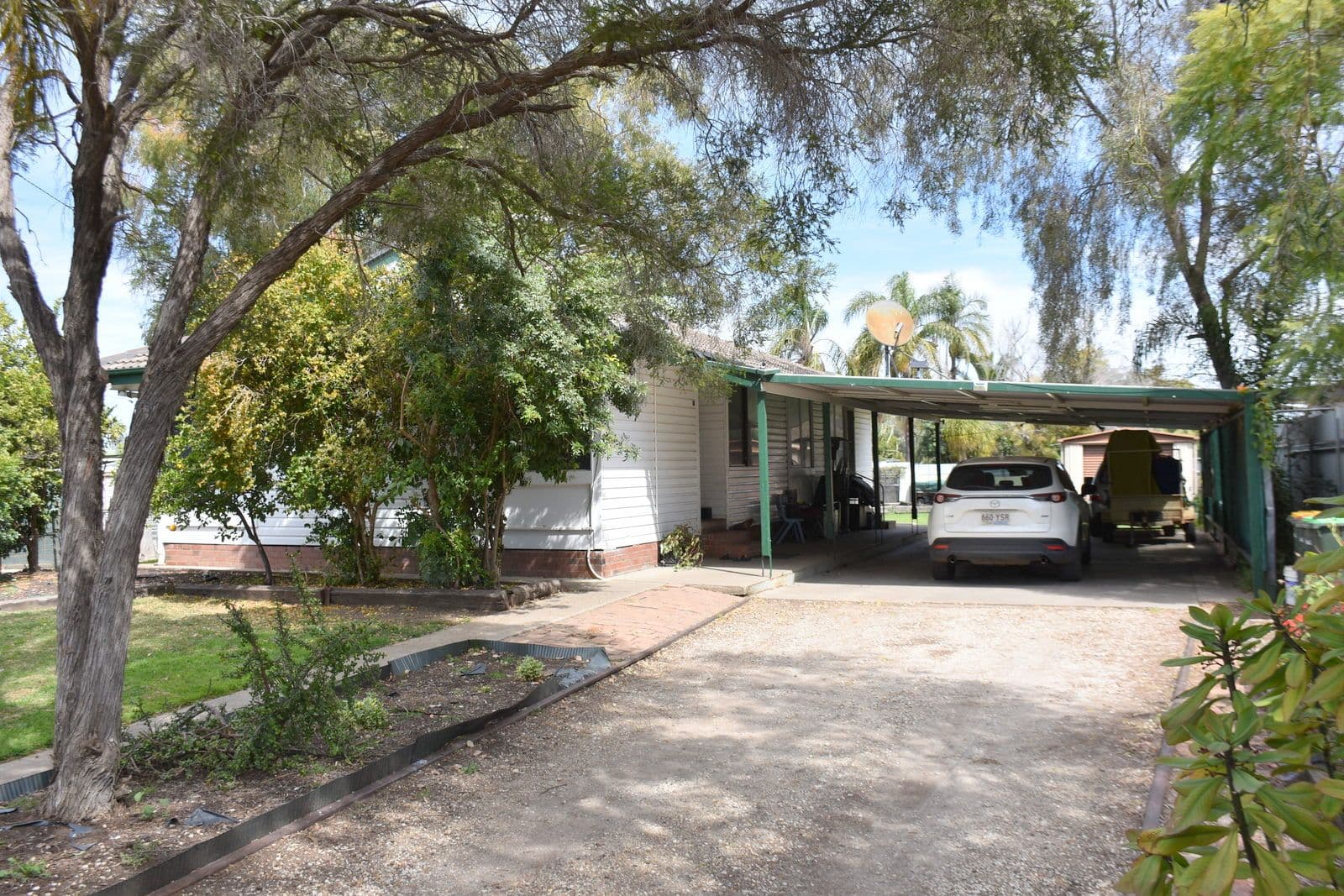 11 Delander Crescent, Moree NSW 2400, Moree - Thumbnail 2