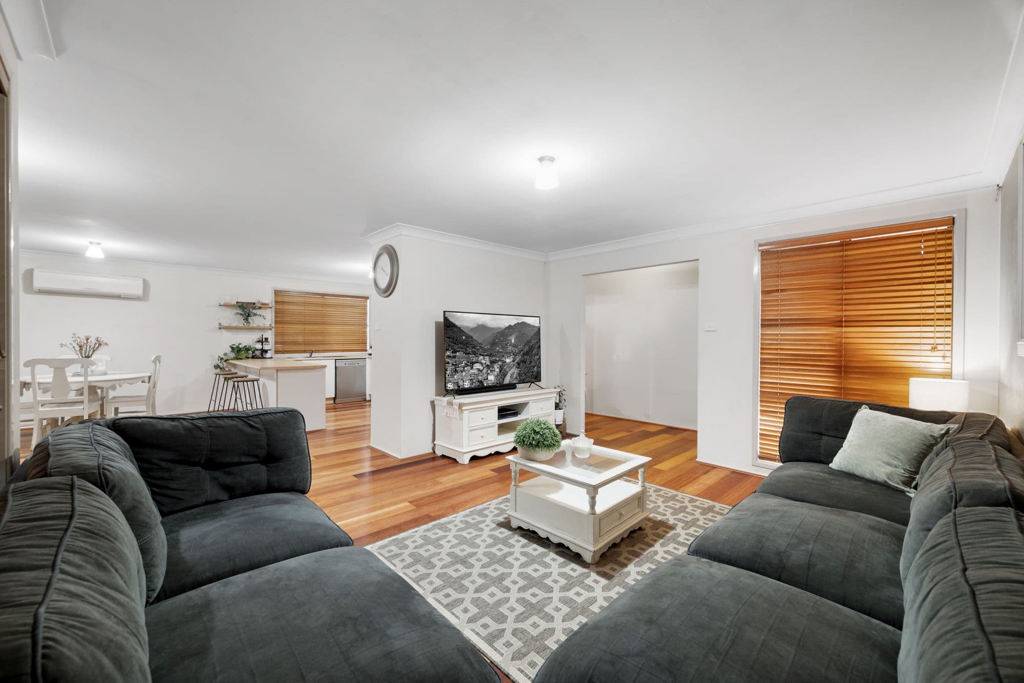 24 Aberdeen Circuit, Glenmore Park NSW 2745, Glenmore Park - Thumbnail 3