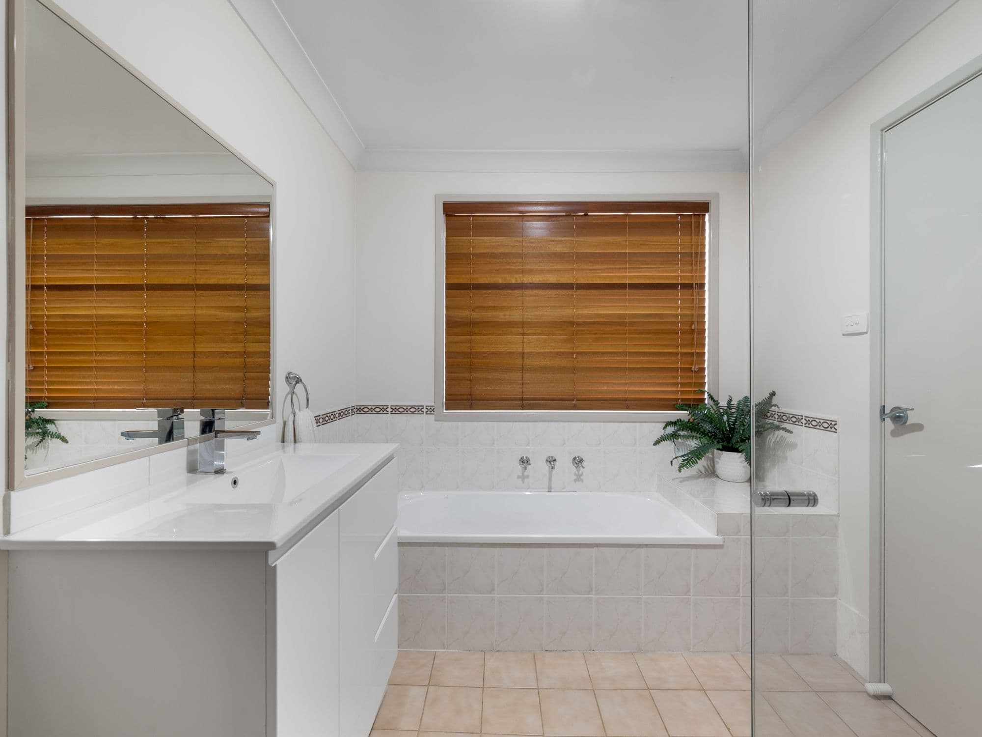 24 Aberdeen Circuit, Glenmore Park NSW 2745, Glenmore Park - Thumbnail 8