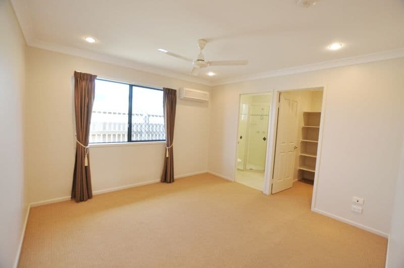 11 Hawkins Street, BUCASIA QLD 4750, Bucasia - Thumbnail 4