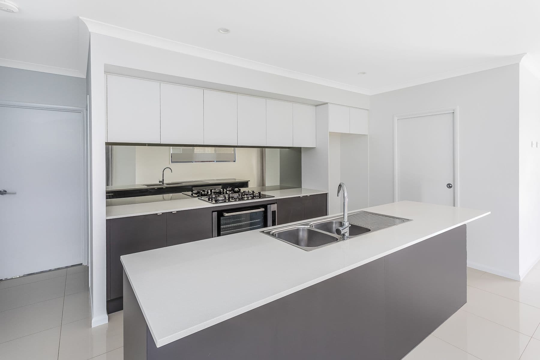 24 Comanche Street, Newport QLD 4020, Newport - Thumbnail 4