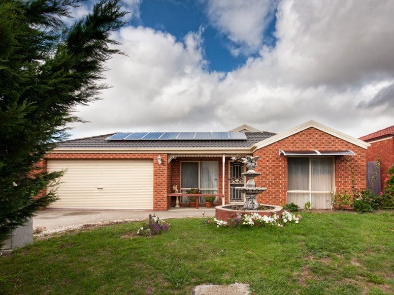 38 Sharpe Court, BERWICK VIC 3806, Berwick - Image 1