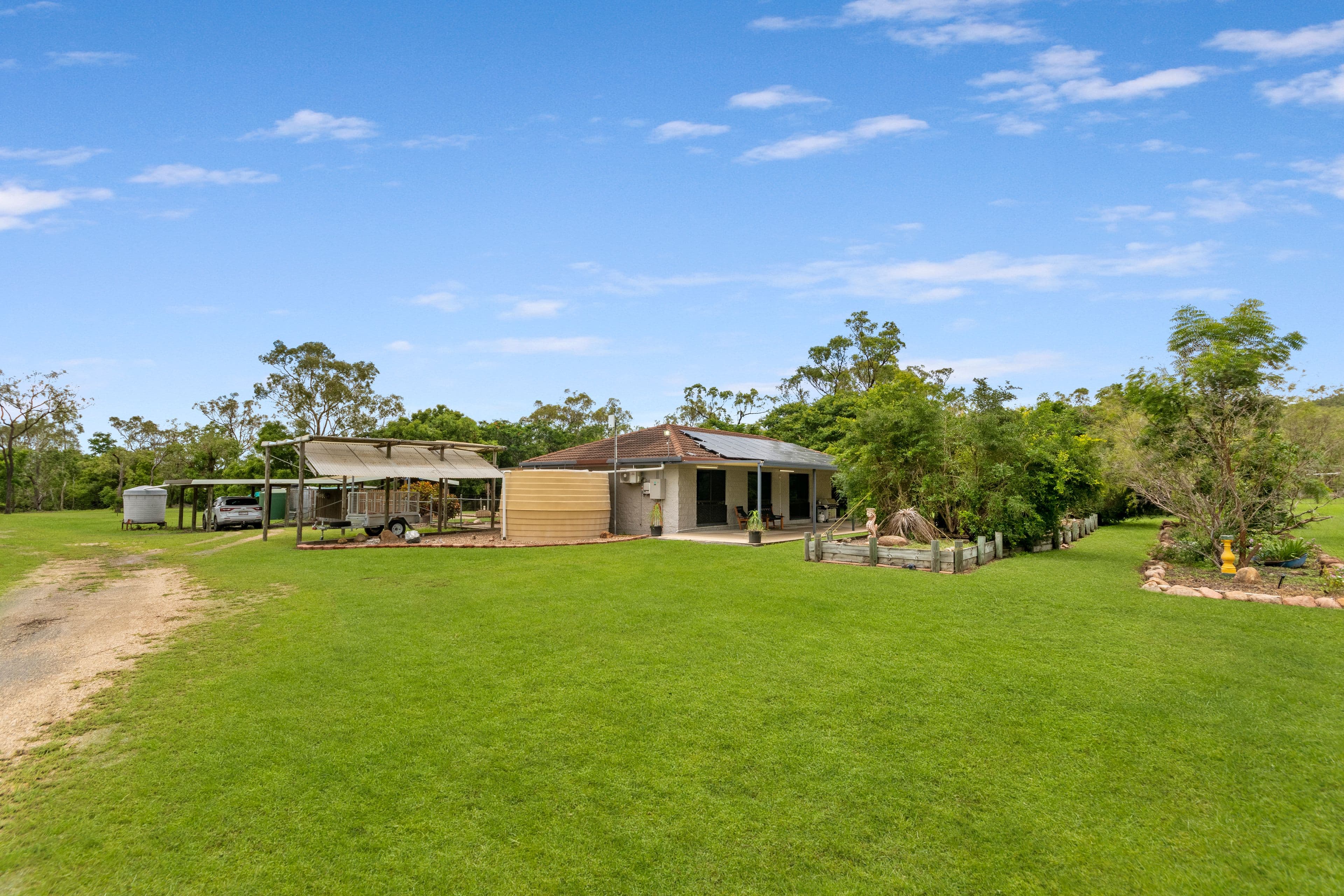 8 Brady Road, Oak Valley QLD 4811, Oak Valley - Thumbnail 4