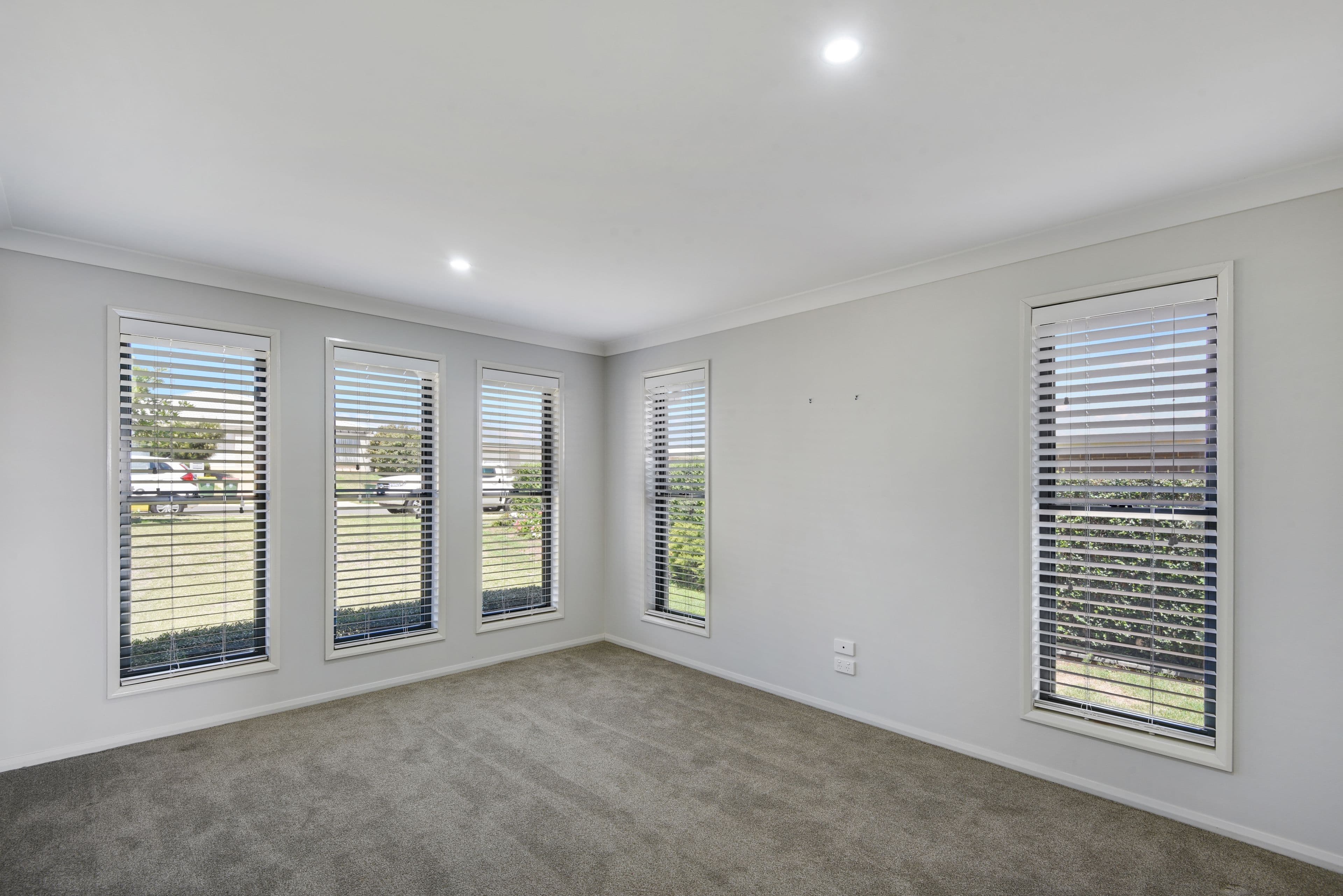 13 Sanctuary Drive, Cranley QLD 4350, Cranley - Thumbnail 4