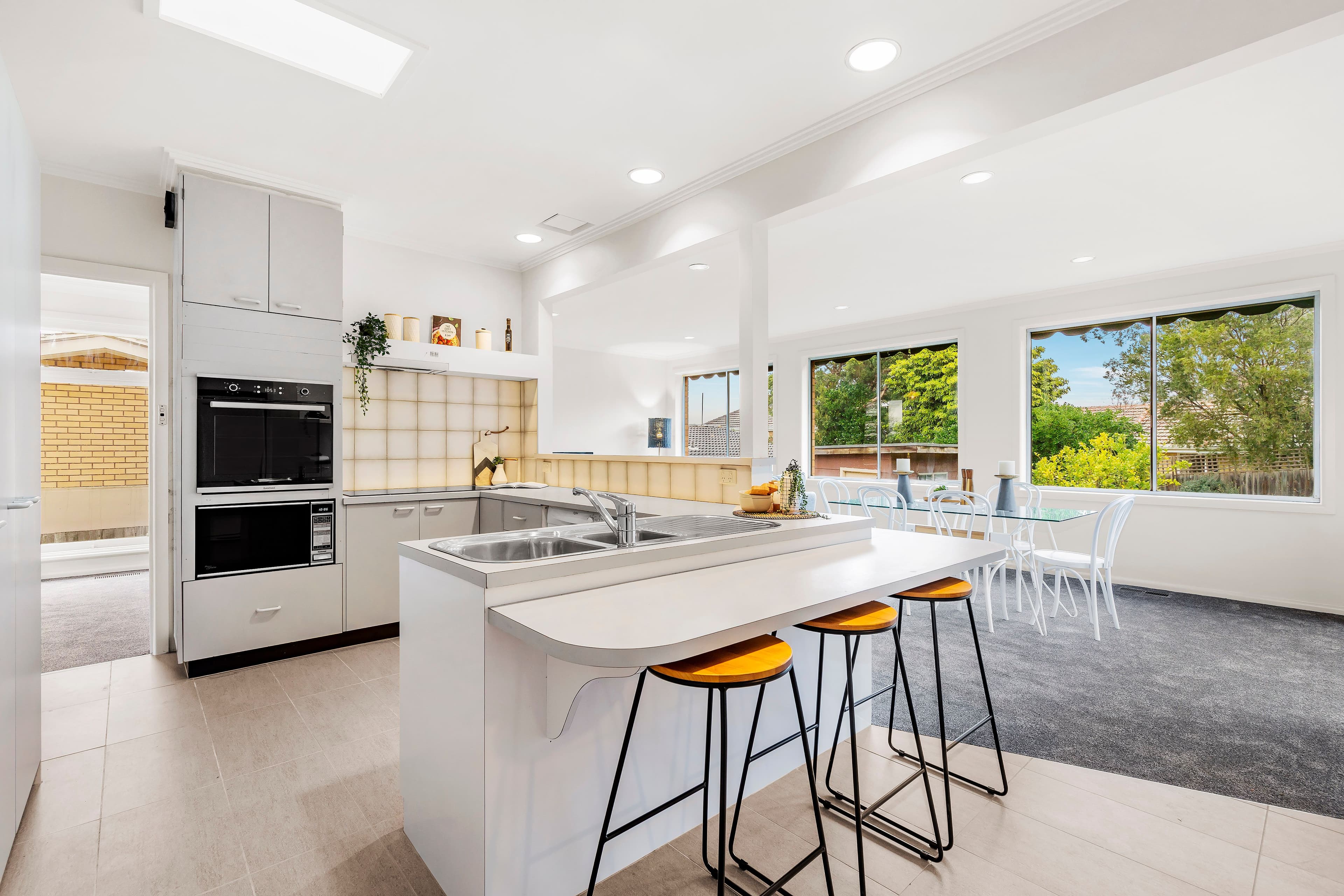 10 Rhonda Street, Rosanna VIC 3084, Rosanna - Thumbnail 5