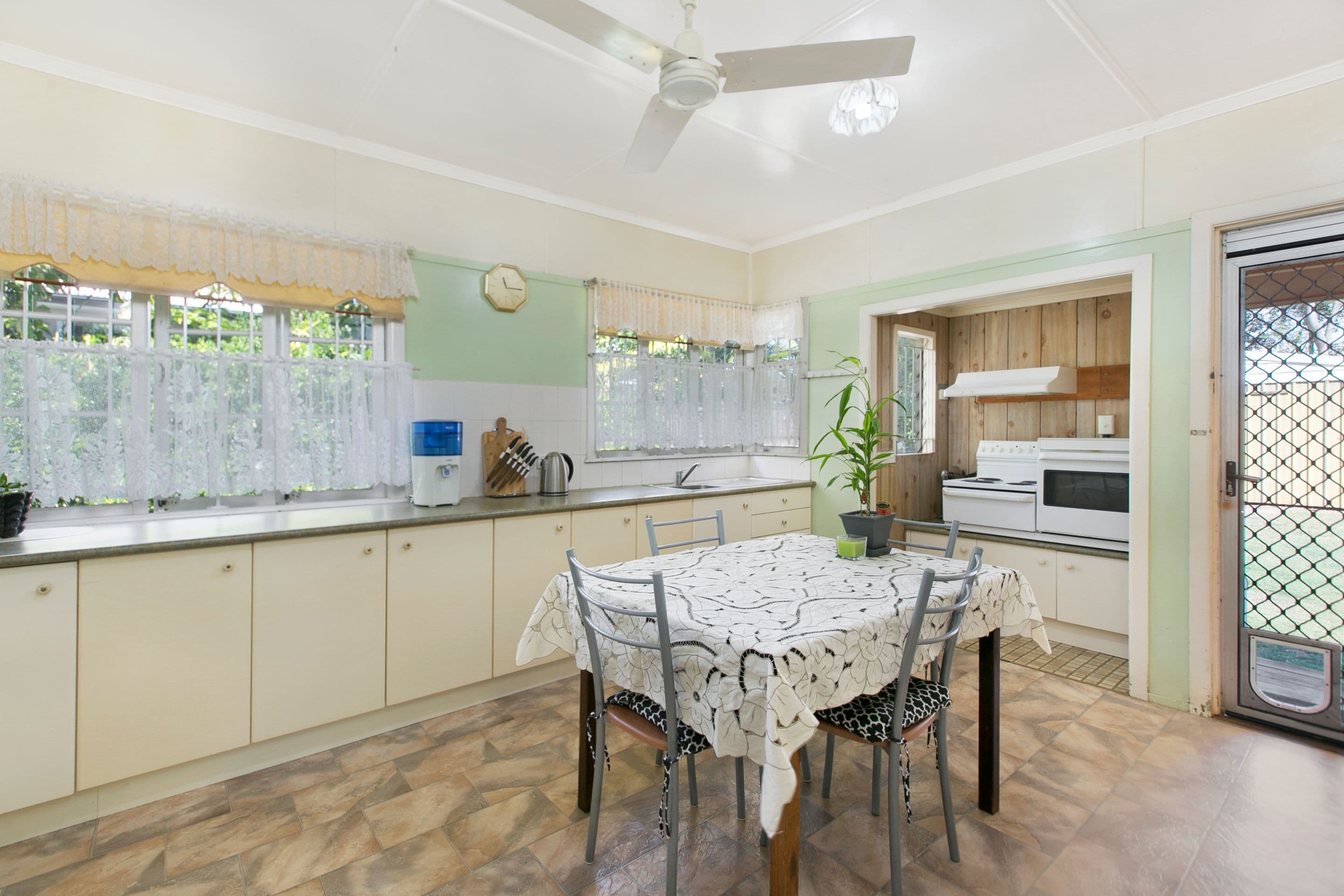 1087 Little Cavendish Road, Mount Gravatt East QLD 4122, Mount Gravatt East - Thumbnail 3