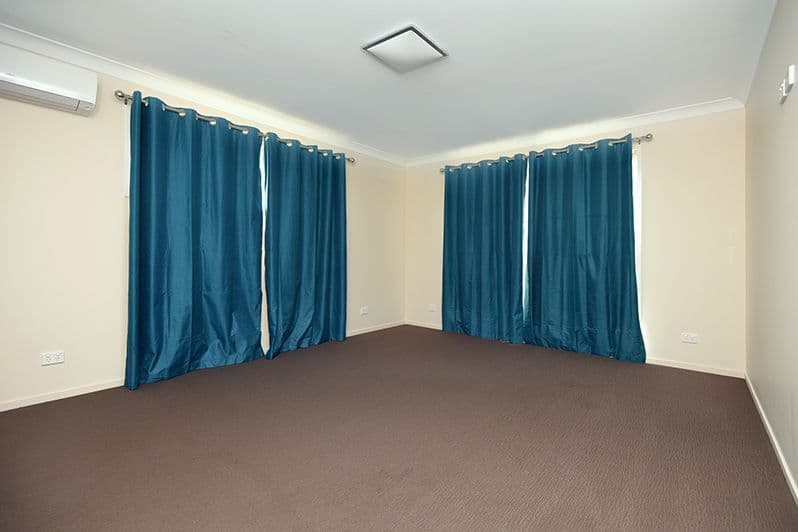 12 Pelling Court, Westbrook QLD 4350, Westbrook - Thumbnail 8