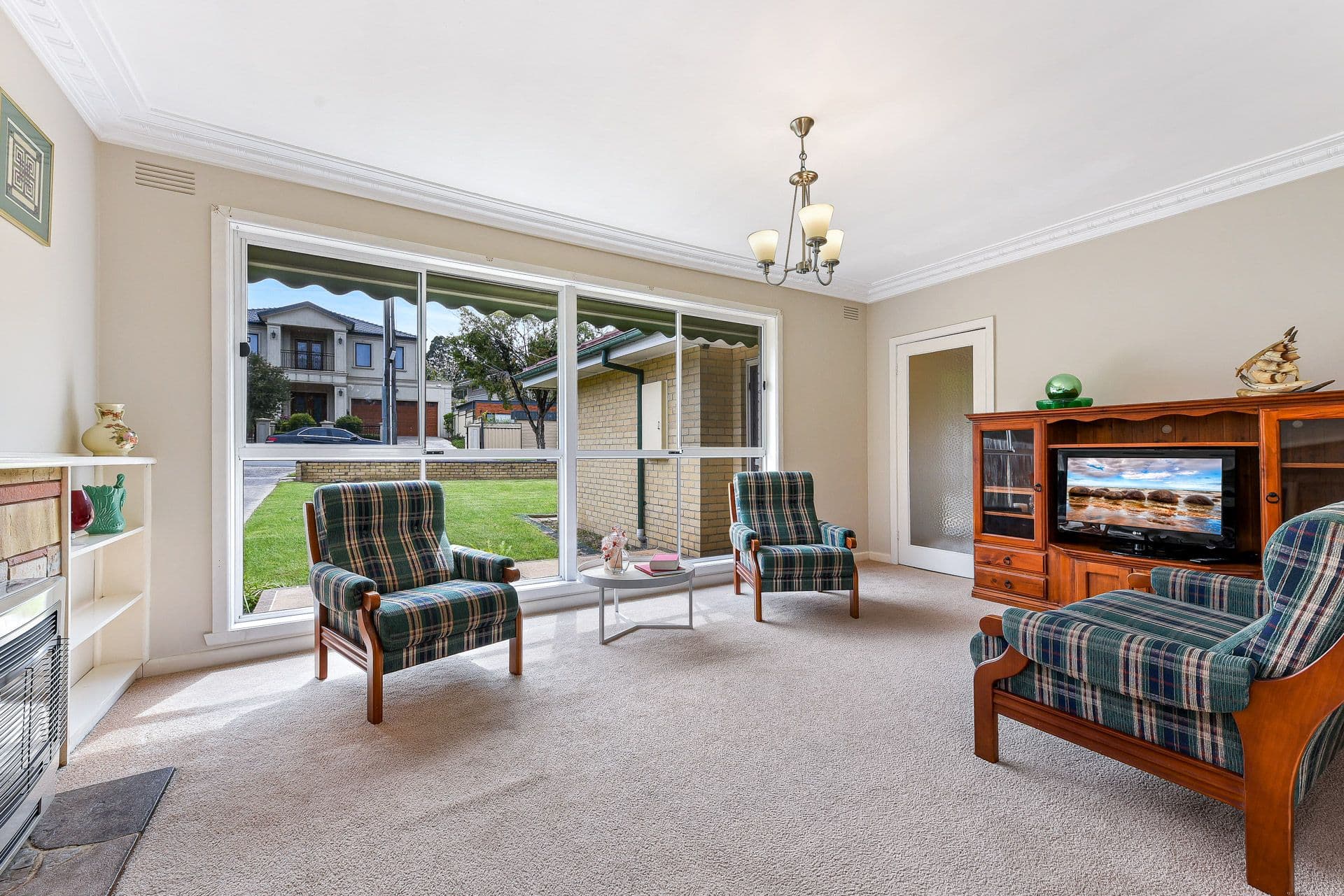 12 Grace Street, Glen Waverley VIC 3150, Glen Waverley - Thumbnail 4