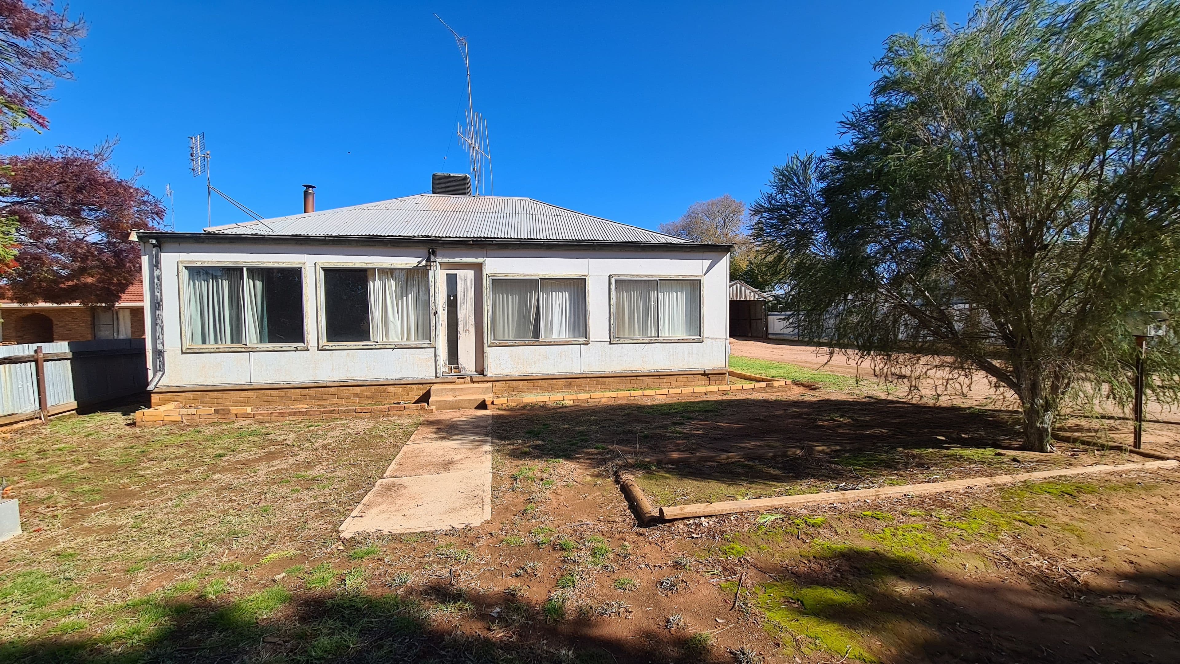 20 Nash Street, Parkes NSW 2870, Parkes - Thumbnail 2