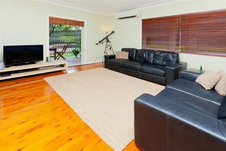 41 Eric Road, HOLLAND PARK QLD 4121, Holland Park - Thumbnail 2
