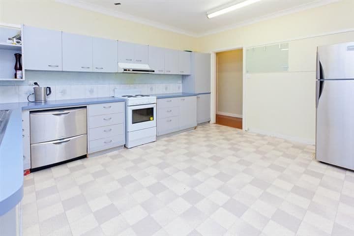 41 Eric Road, HOLLAND PARK QLD 4121, Holland Park - Thumbnail 5
