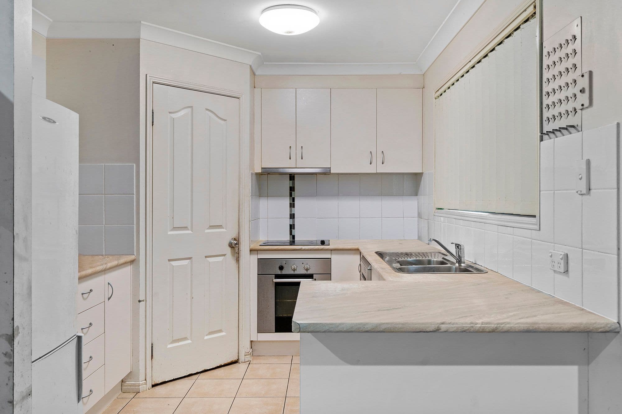 12 Alvine Drive, Eagleby QLD 4207, Eagleby - Thumbnail 4